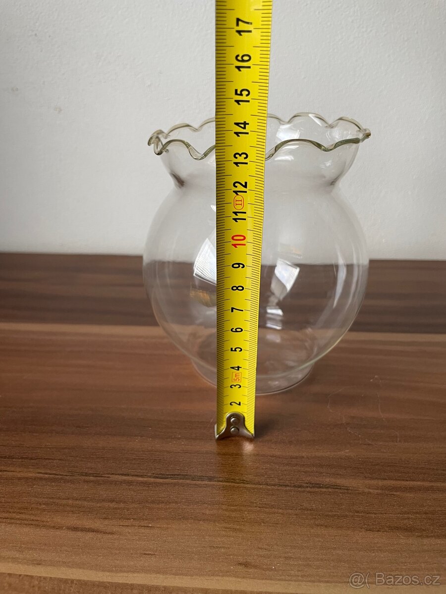 Tenkostěnná skleněná váza - 4