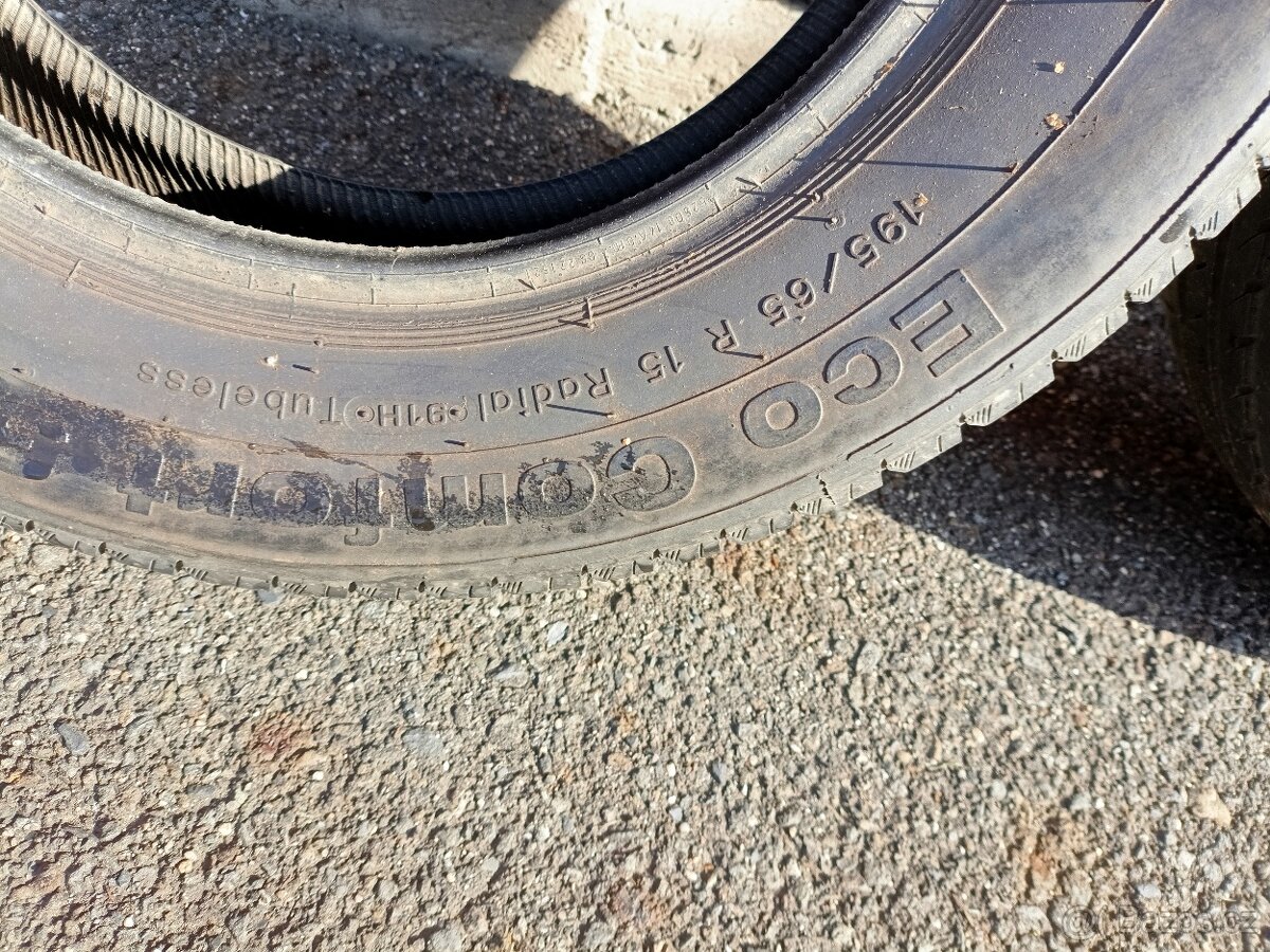 Prodám letní pneu 195/65R15 2ks - 4