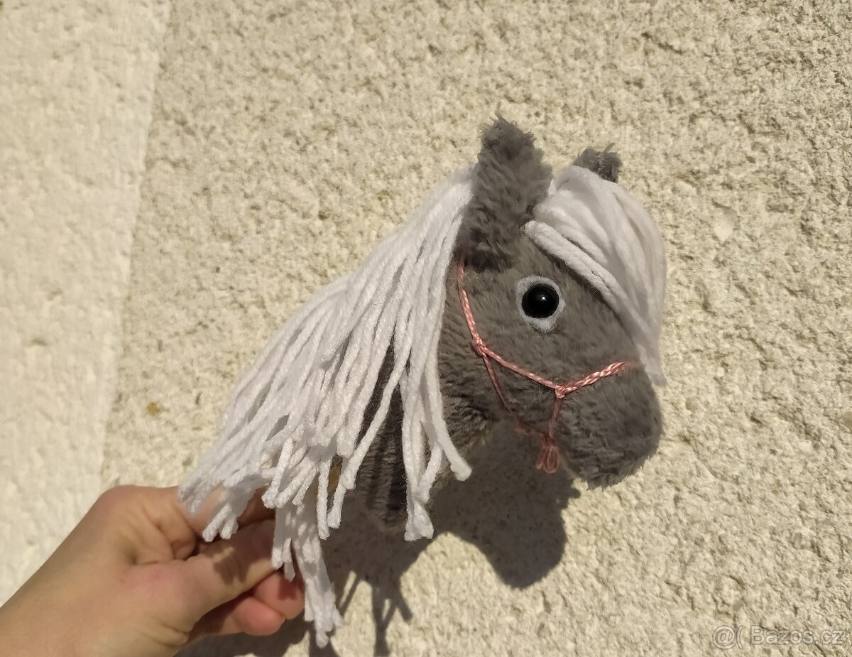 Hobby horse přívěsek, dekorace - 4