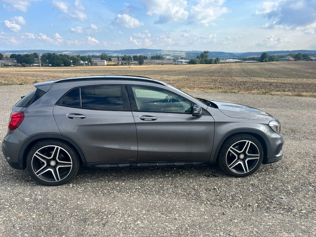 Mercedes-Benz GLA 2016 - 4