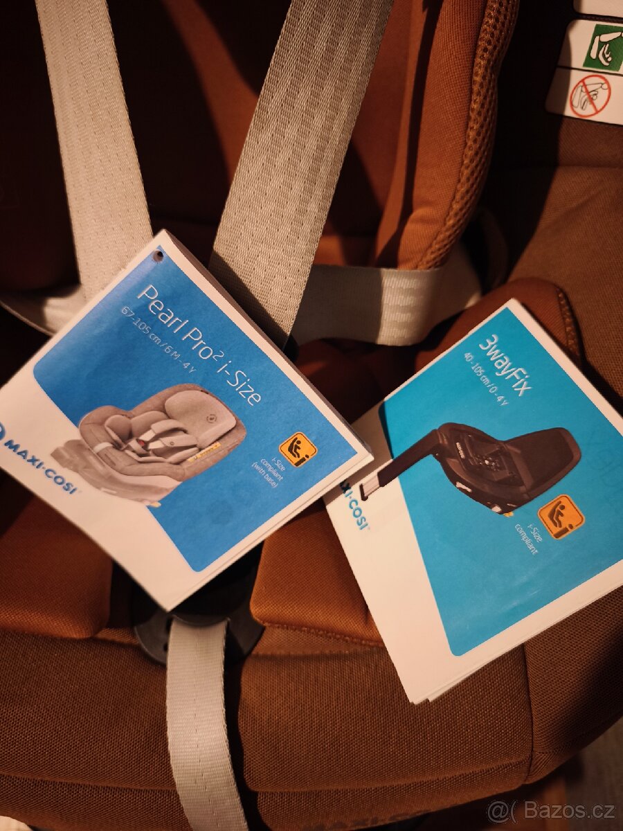 Autosedačka Maxi Cosi Pearl Pro2 i-size + základna 3way fix - 4