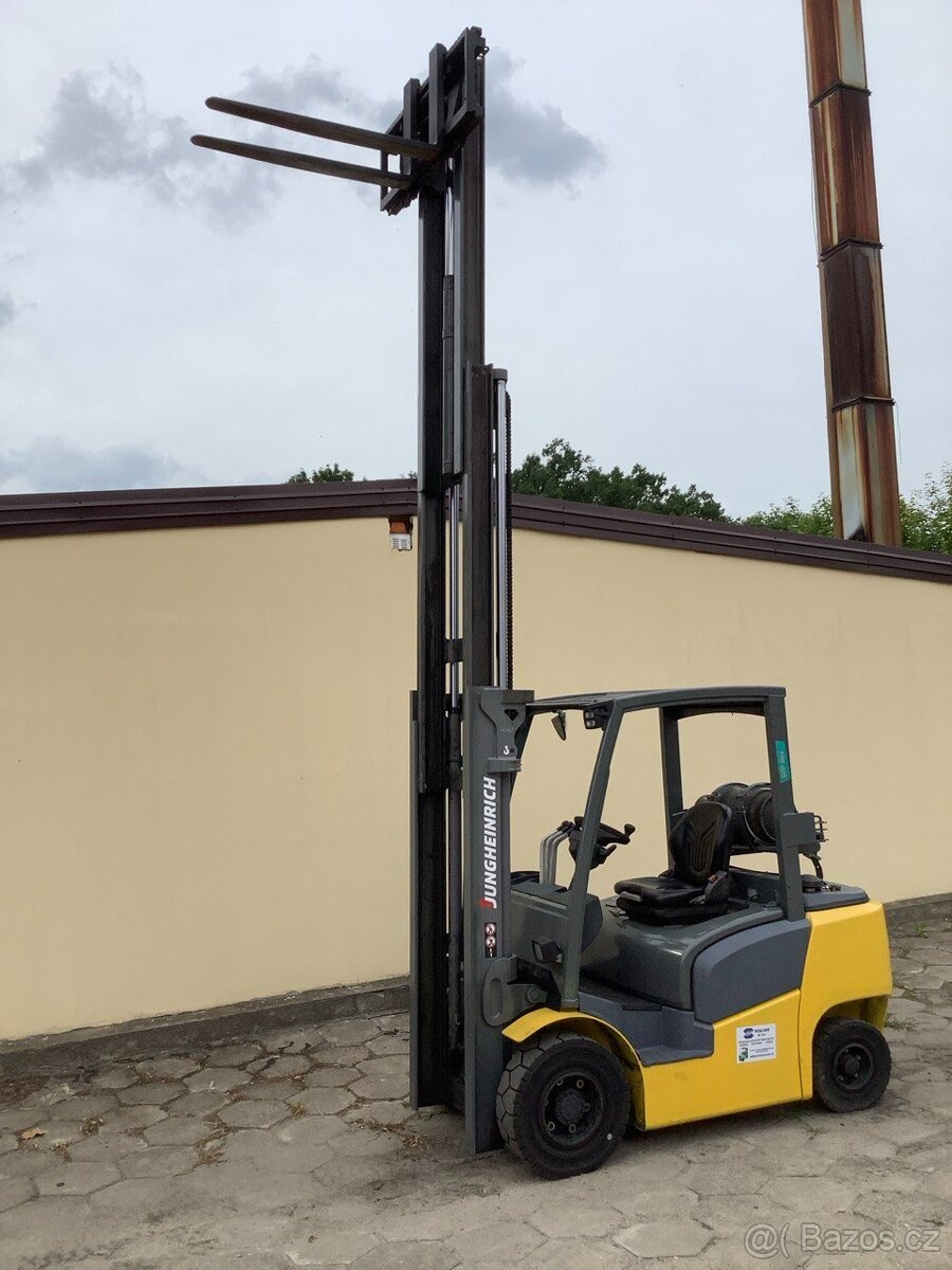 Jungheinrich TFG425, 2018, LPG, Triplex 4.7 m, boční posuv - 4