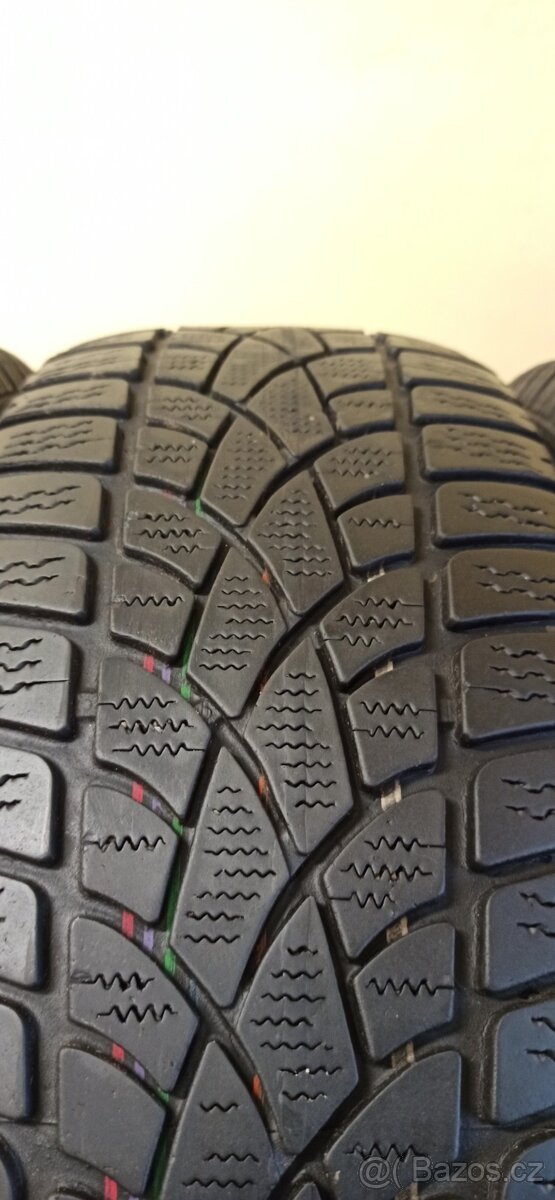 Dunlop 215/60 R17C 104/102H 5mm - 4