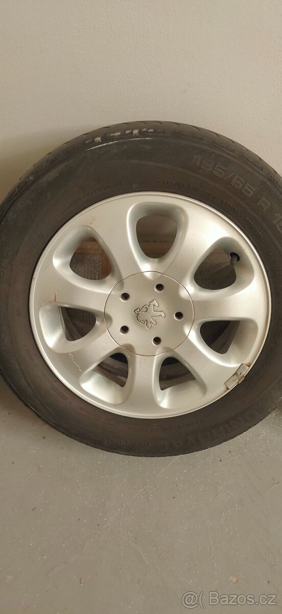 ALU disky Peugeot - 4