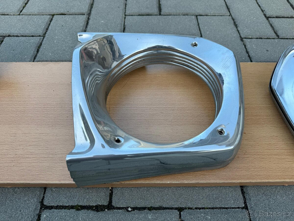 Volha Gaz 24, chromové mezikruží světel, nové - 4