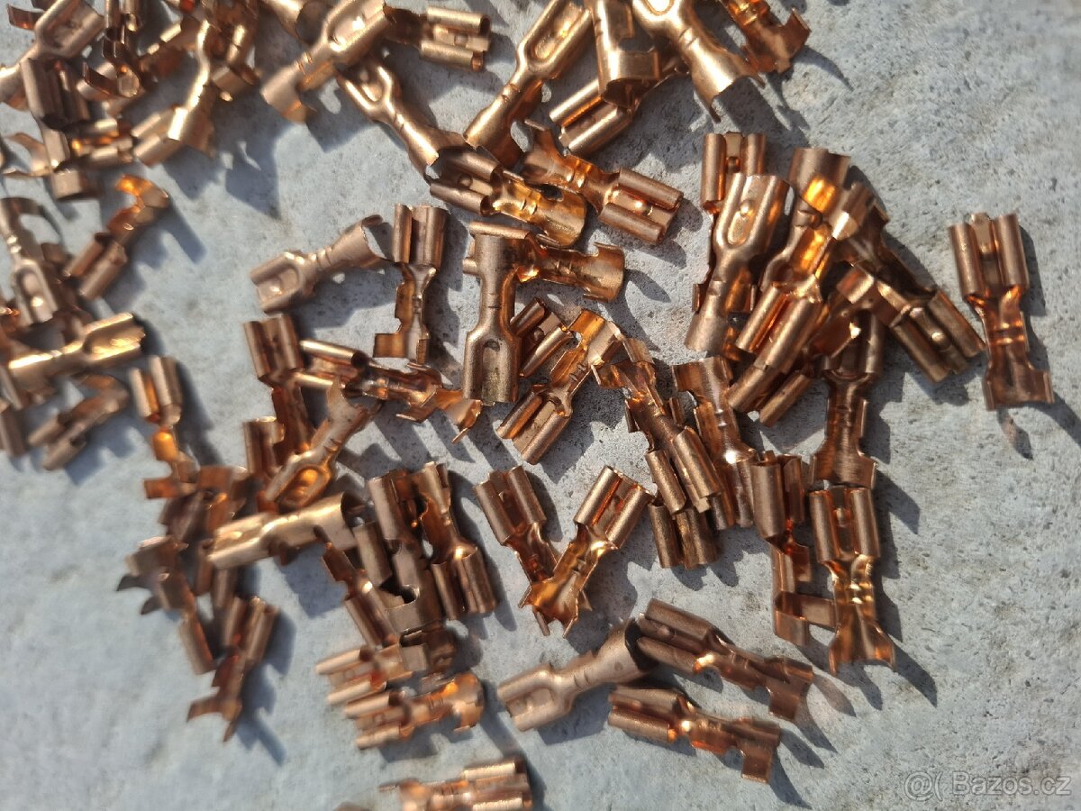 Nové konektory Škoda Tatra Jawa - 4