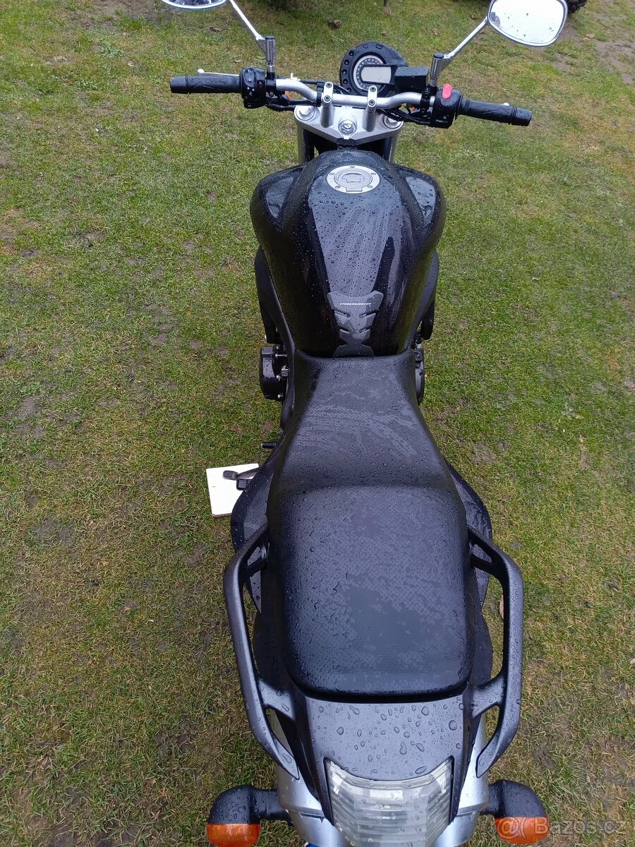Prodám Yamaha fz6n najeto 20tis. - 4