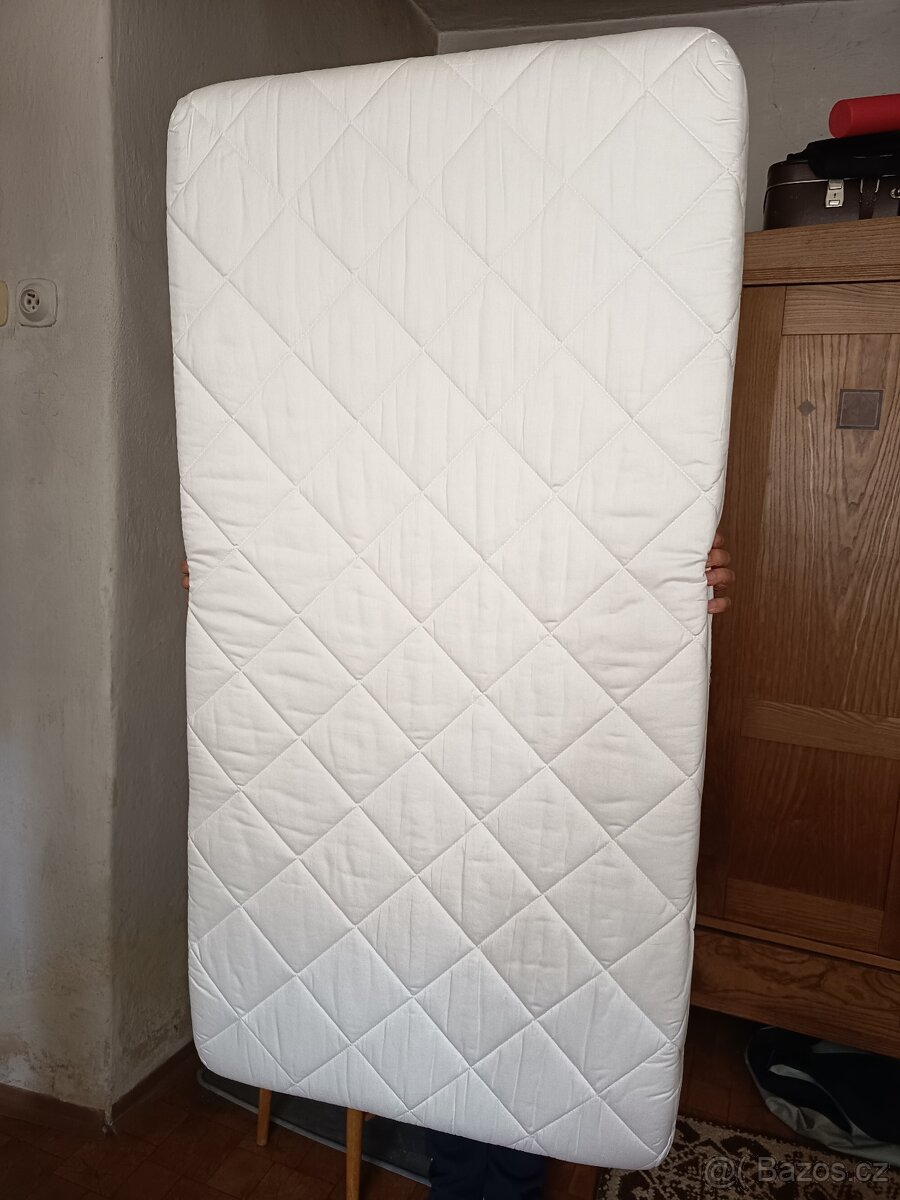 Cestovní postýlka s matrací - 4