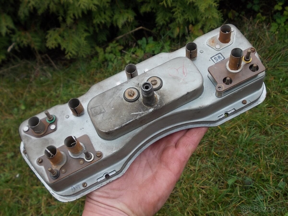 TACHOMETR PALUBNÍ DESKA AUTO VETERÁN - 4