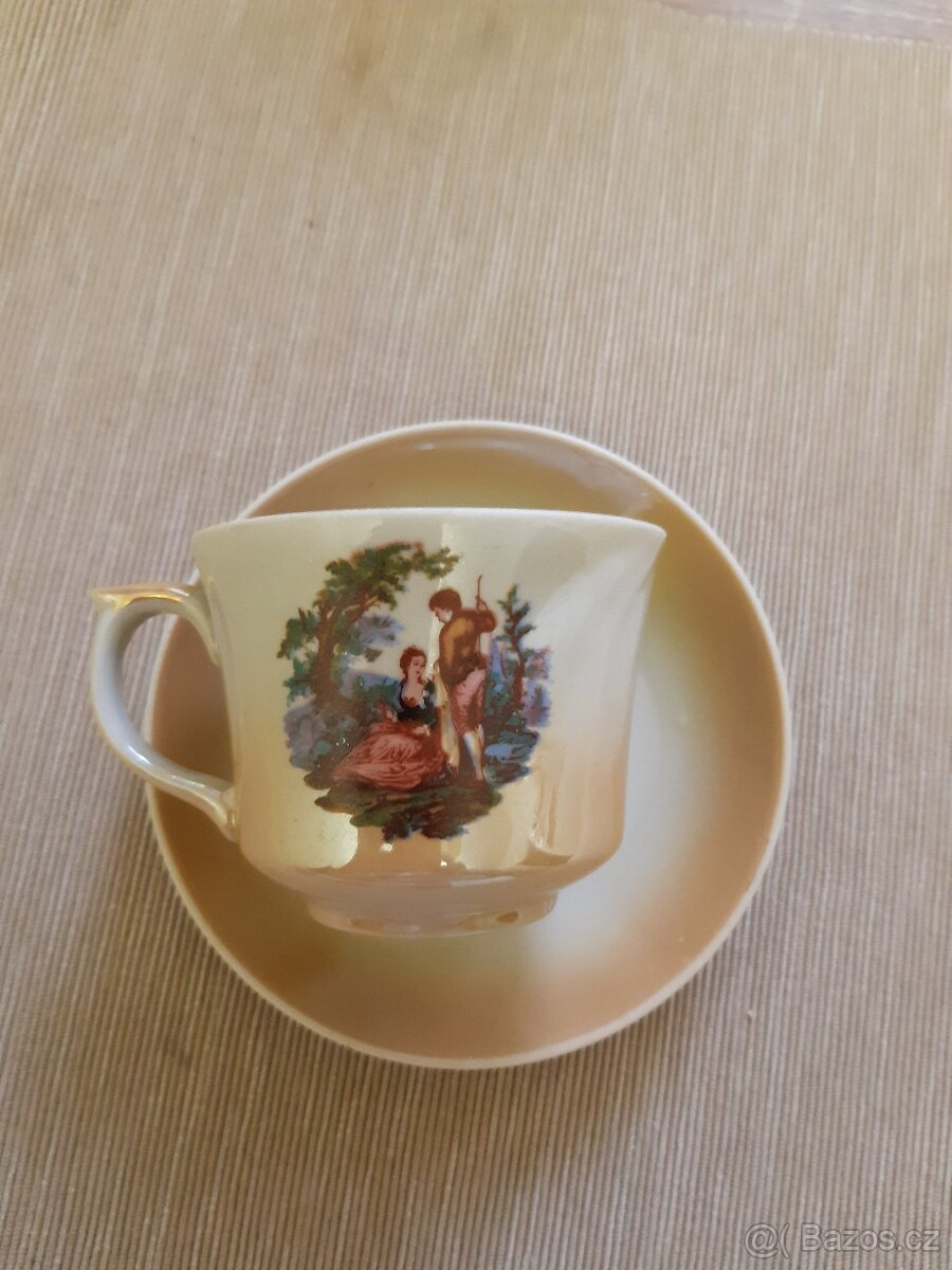 Sada 6 porcelánových hrnečků - 4