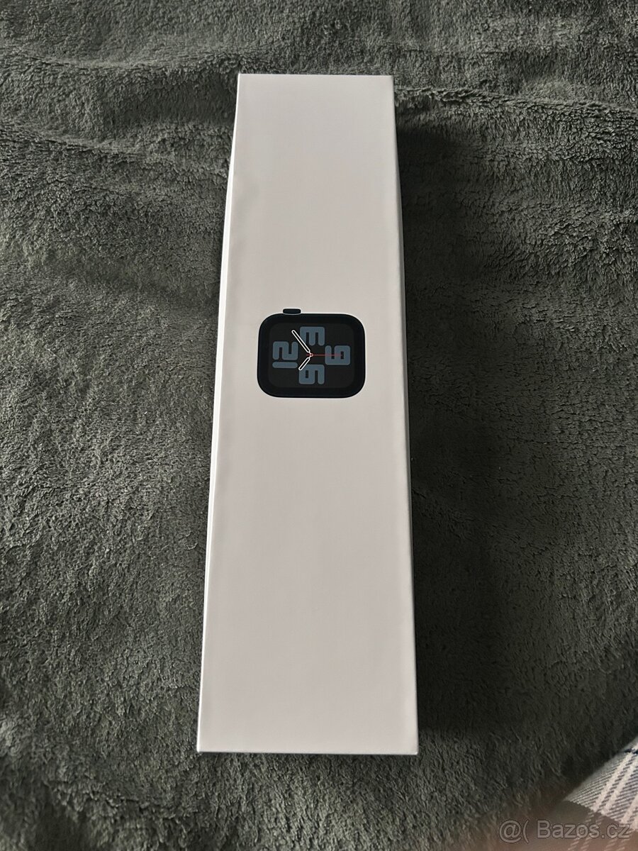 Apple Watch SE 40 mm + nabíječka - 4