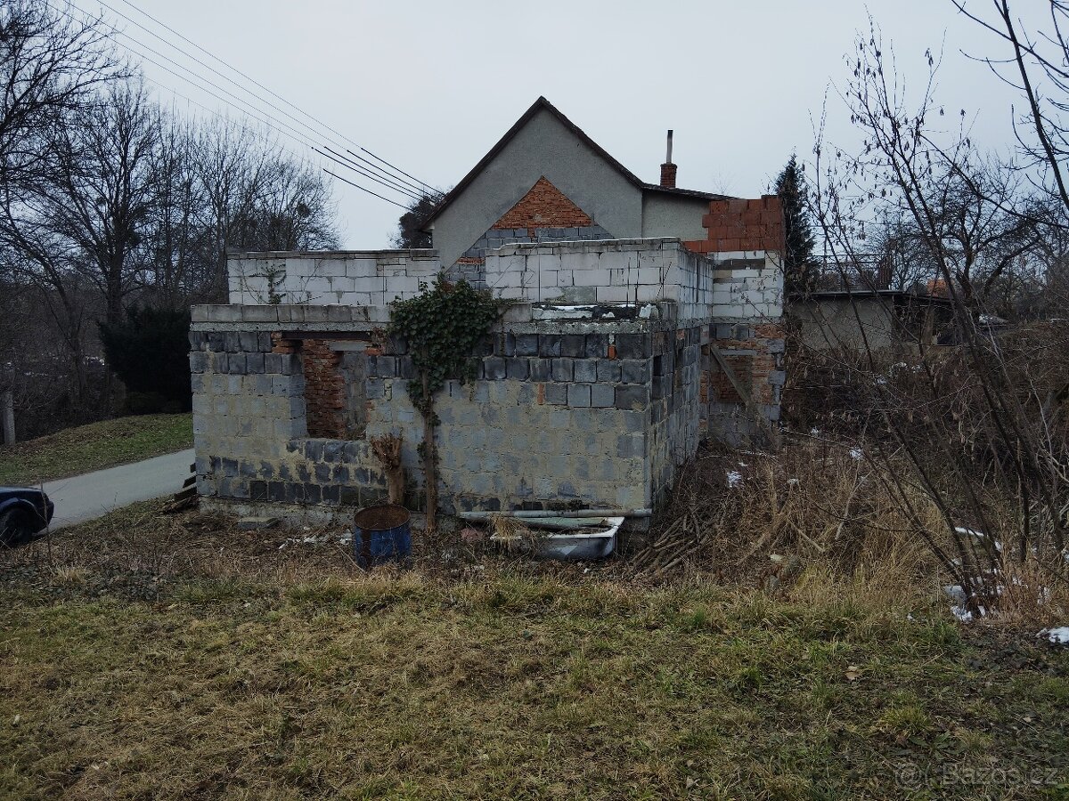 Stavební pozemek.. Loukov - 4