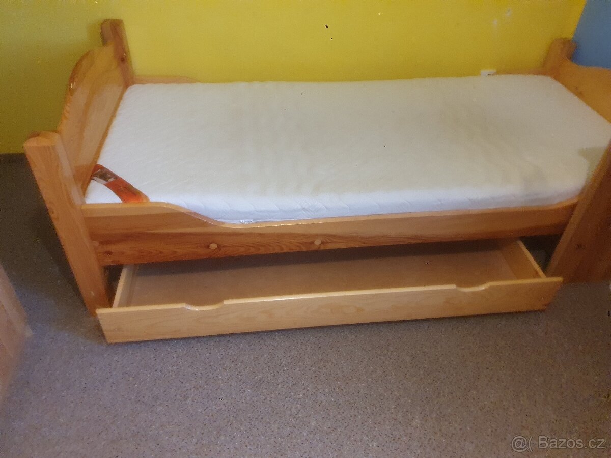 Postel z masivu 200x90cm - 4