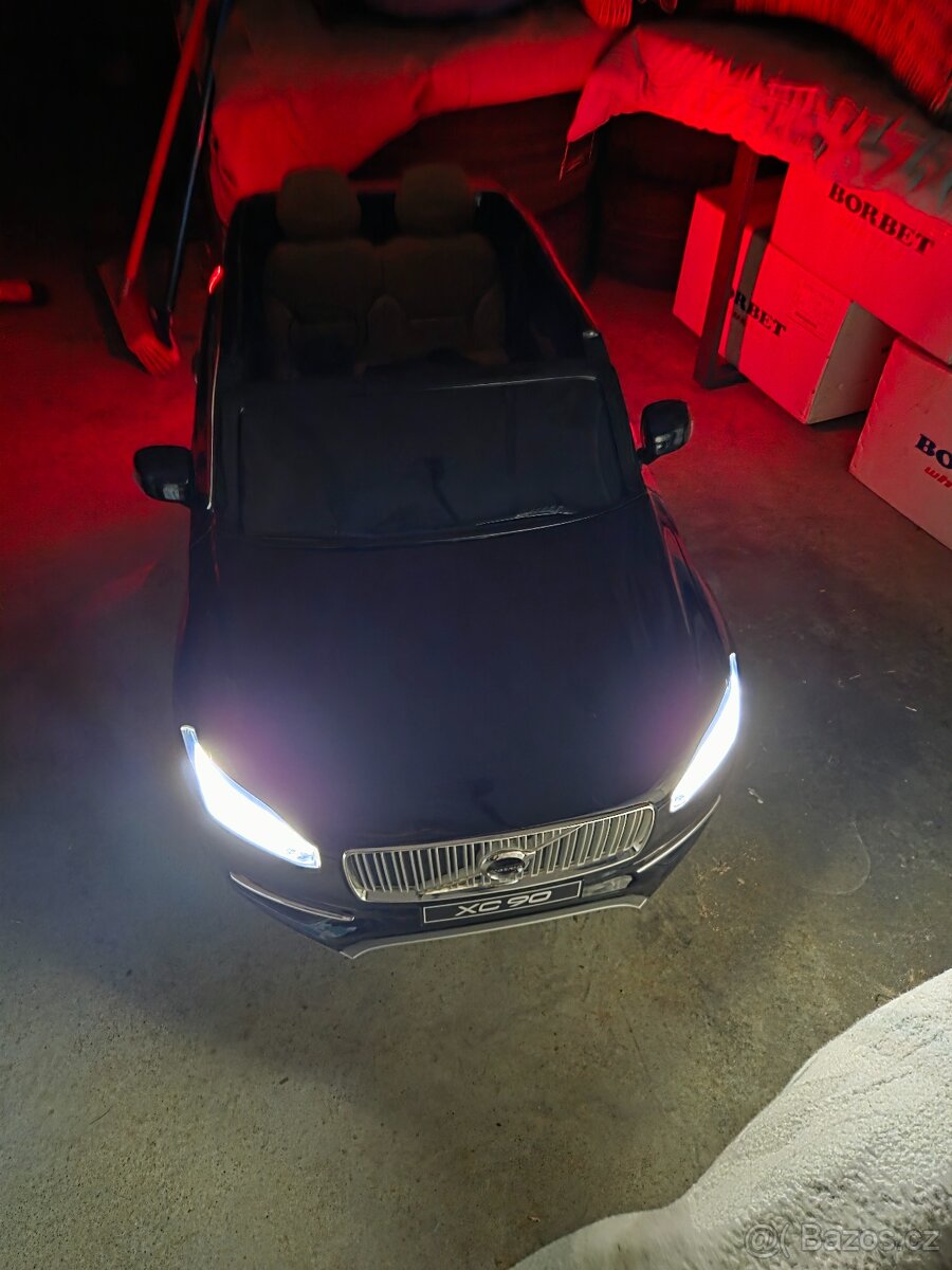 Elektricke auto Volvo XC90 - 4