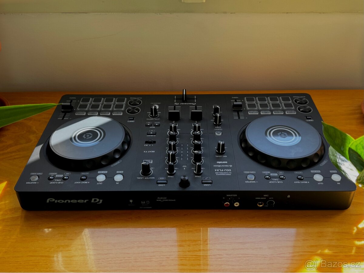 Pioneer DDJ-FLX4 controller - 4