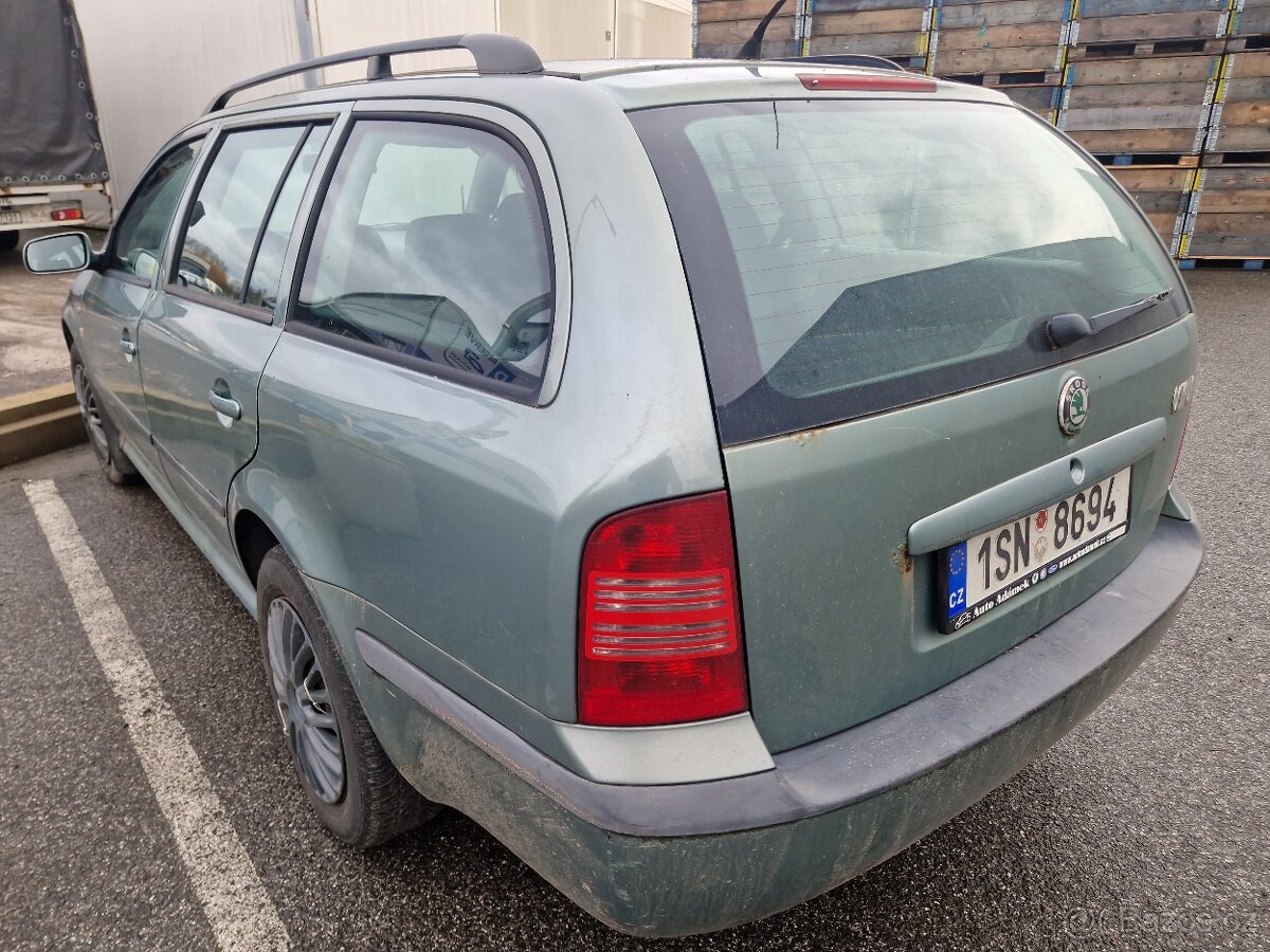 Škoda Octavia Combi 1.6 75kw - 4