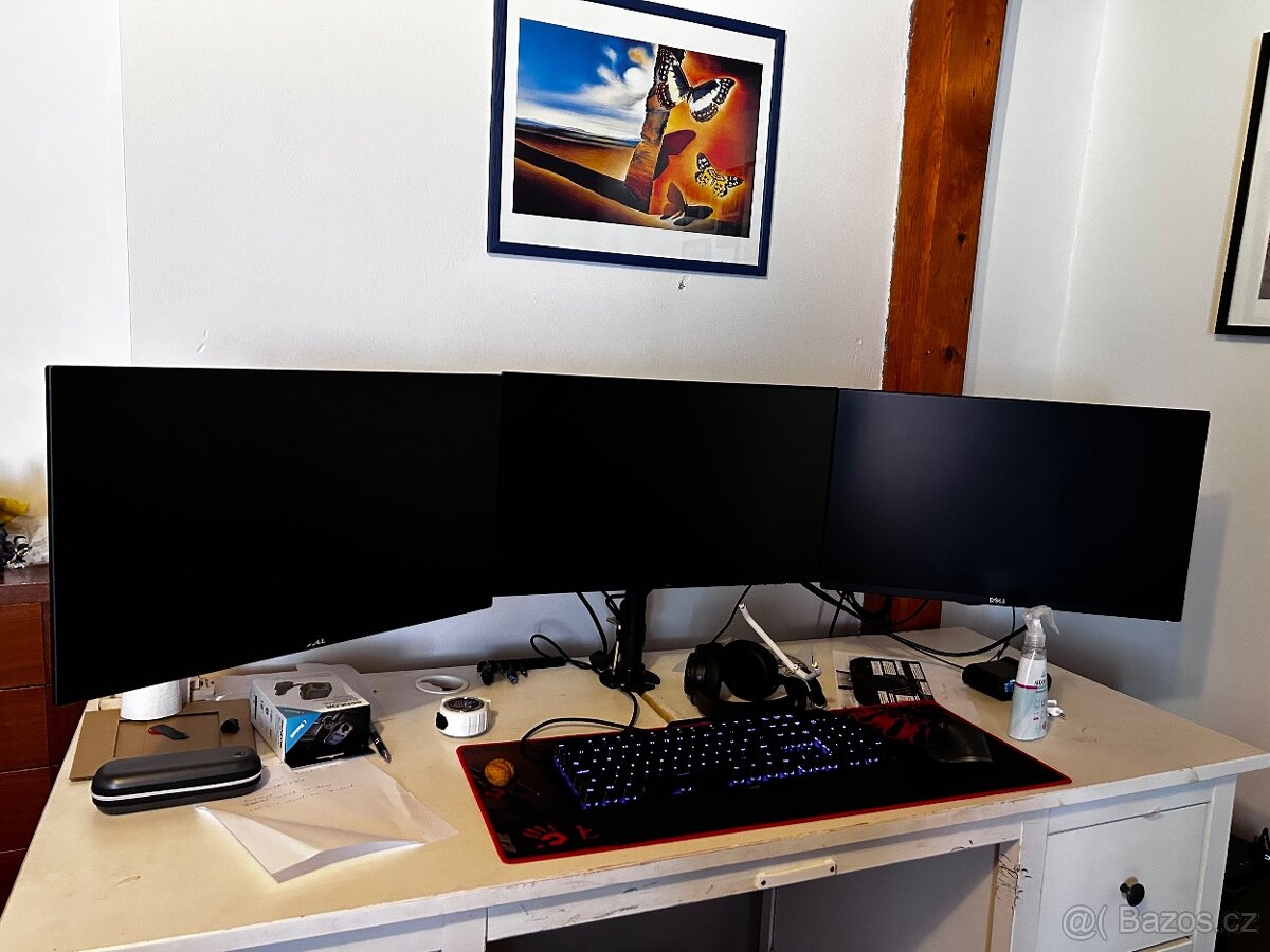 Monitory se stojanem - 4