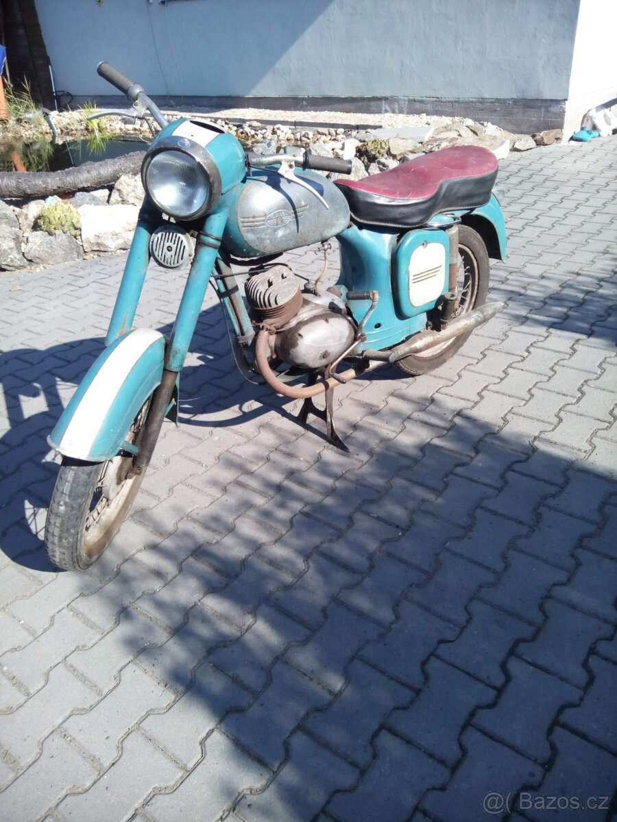 Jawa ČZ 150 - 4
