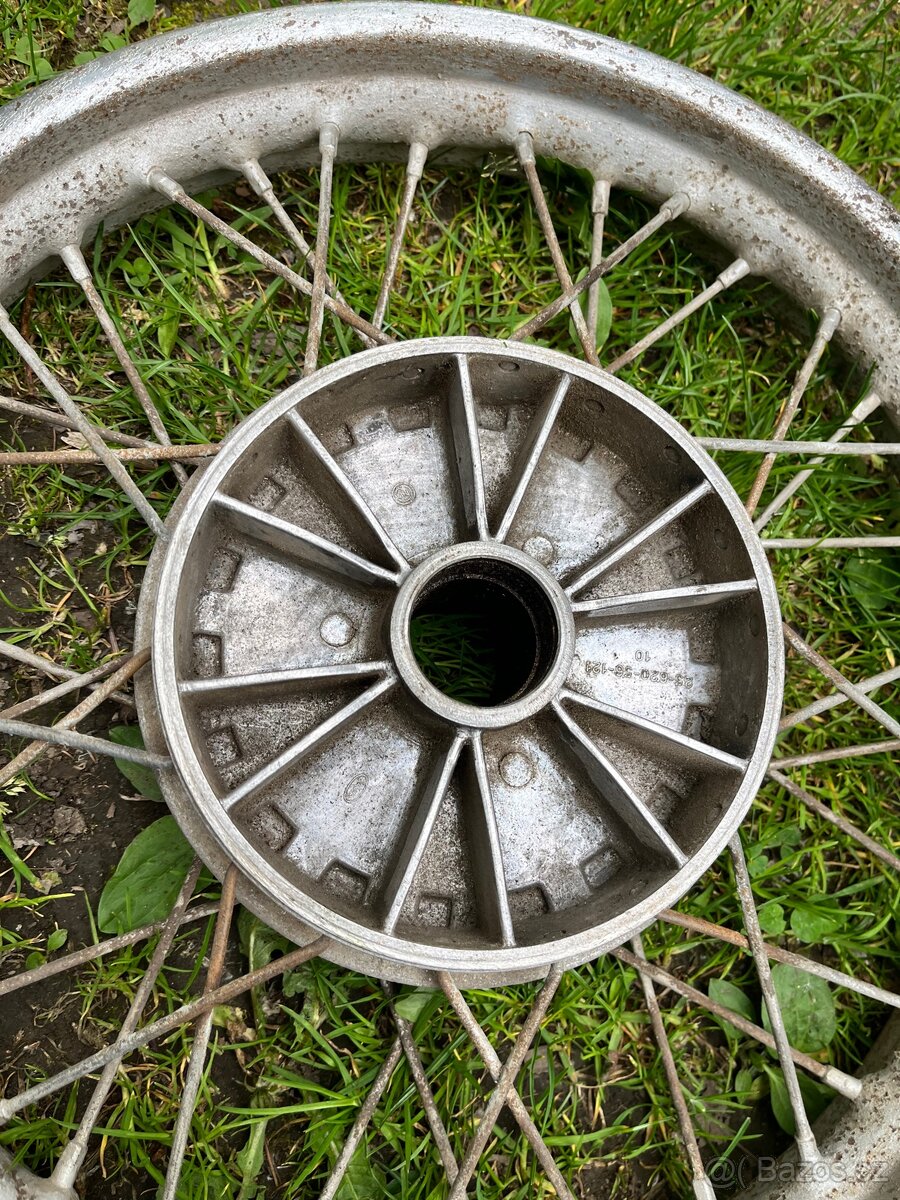 Kolo jawa 250/559 - 4