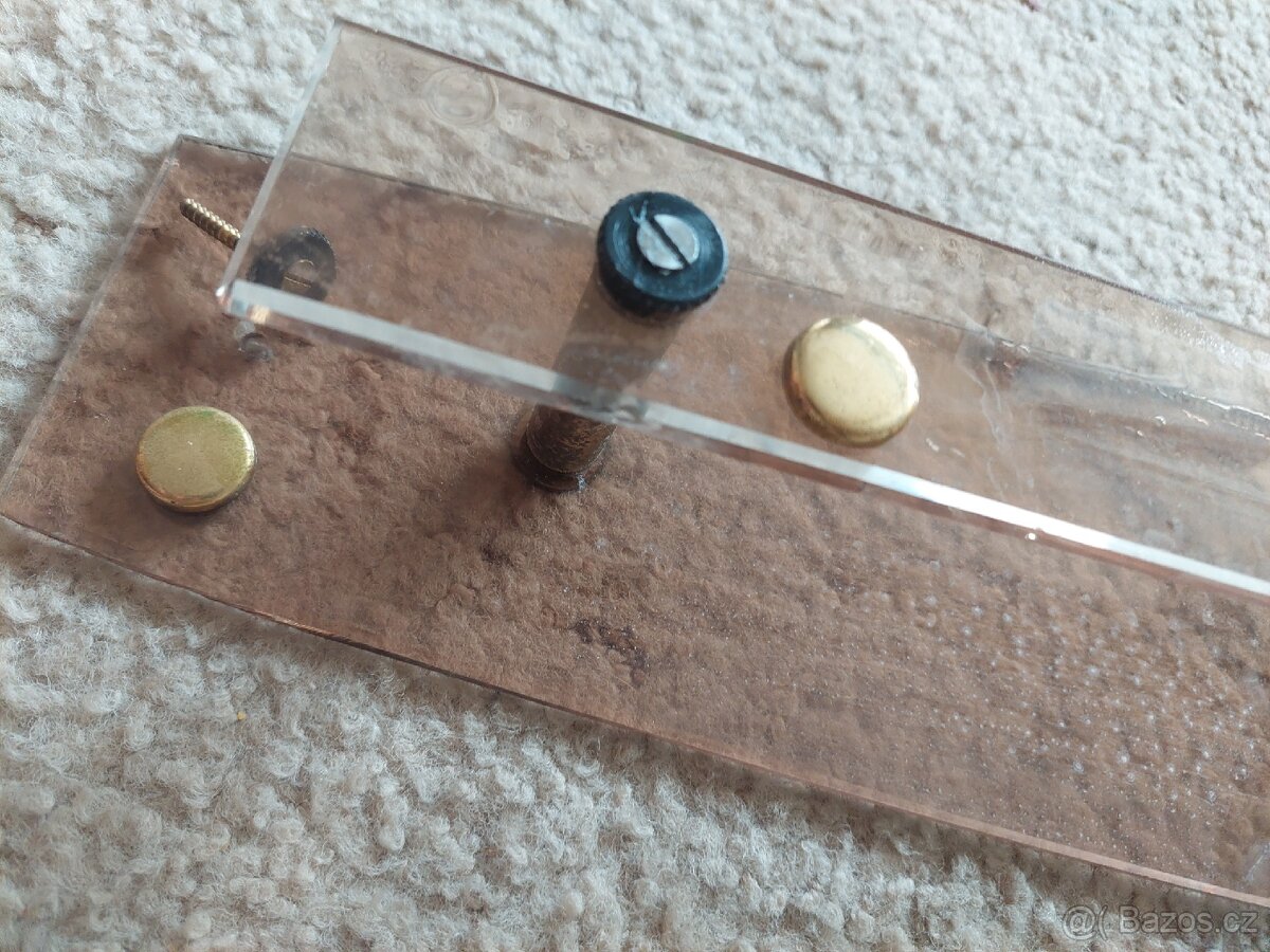 Skleněný držák na ručníky - 4