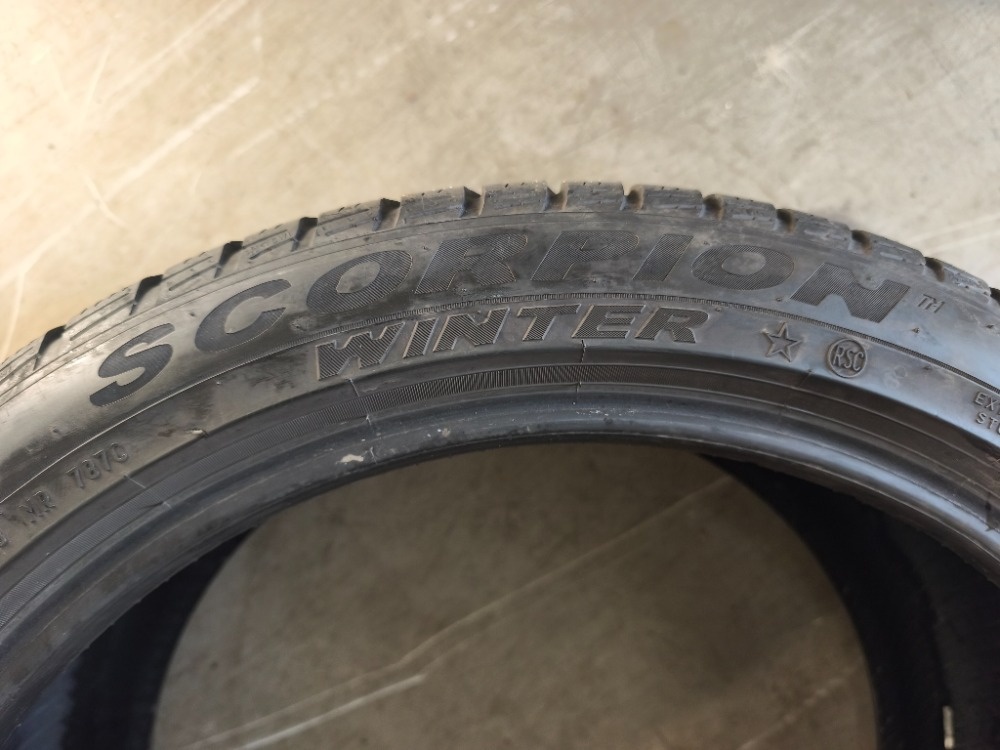 315/35 R21 zimní - 4