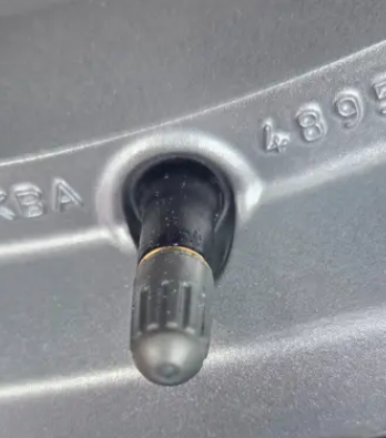 16"-NIKDY NEJETÁ ZIMNÍ OBUTÁ KOLA 5x114.3 KIA CEED - 4