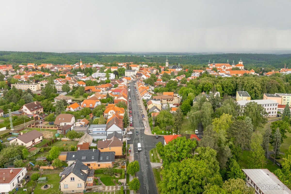 Prodej krásného řadového rodinného domu 4+1 s bazénem - 4