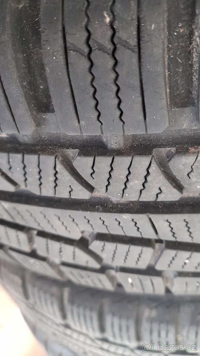 zimní pneu vč. plech. disků 215/65 R16 102H XL - 4