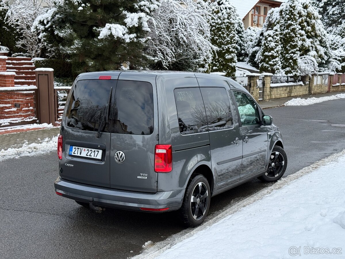 VW Caddy 2.0 TDi - 75kw - 7 mist - rok 2015 - 4