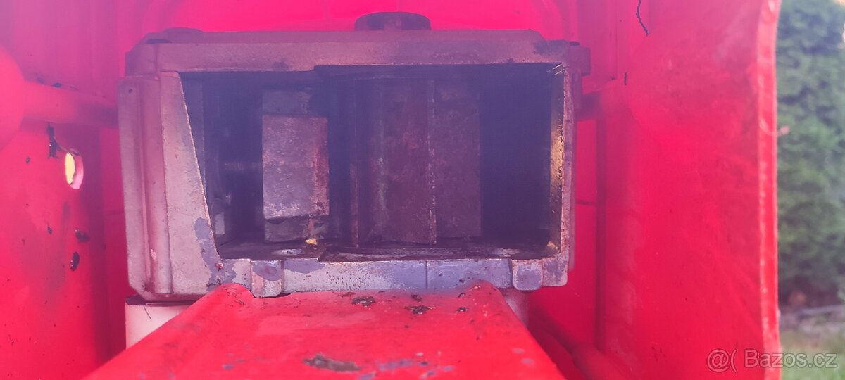 Štěpkovač, drtič větví - 4