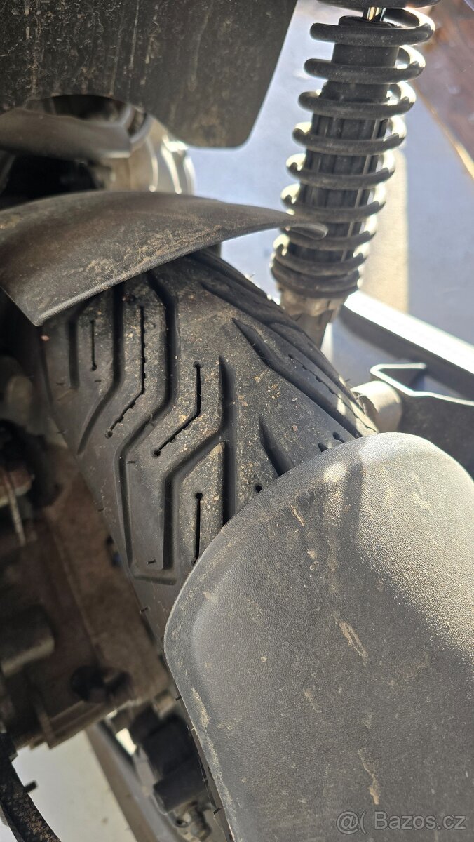 Gilera Nexus 300 - 4