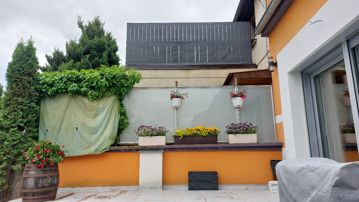 Skleněná zástěna - 4