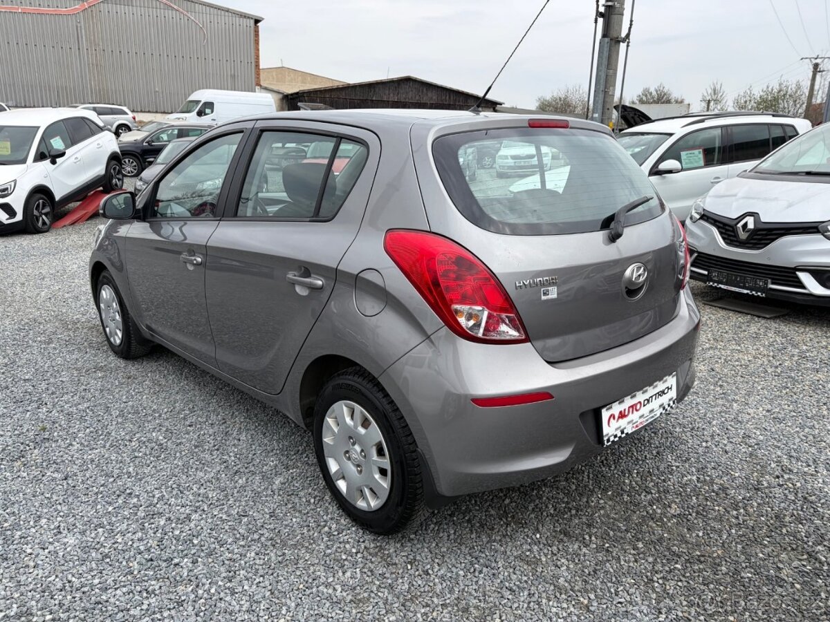 HYUNDAI i20 1,2i INCLUSIVE PLUS 1.MAJITEL NOVÁ STK - 4