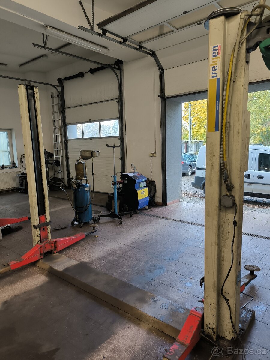 Sloupový, šroubový zvedák - 4