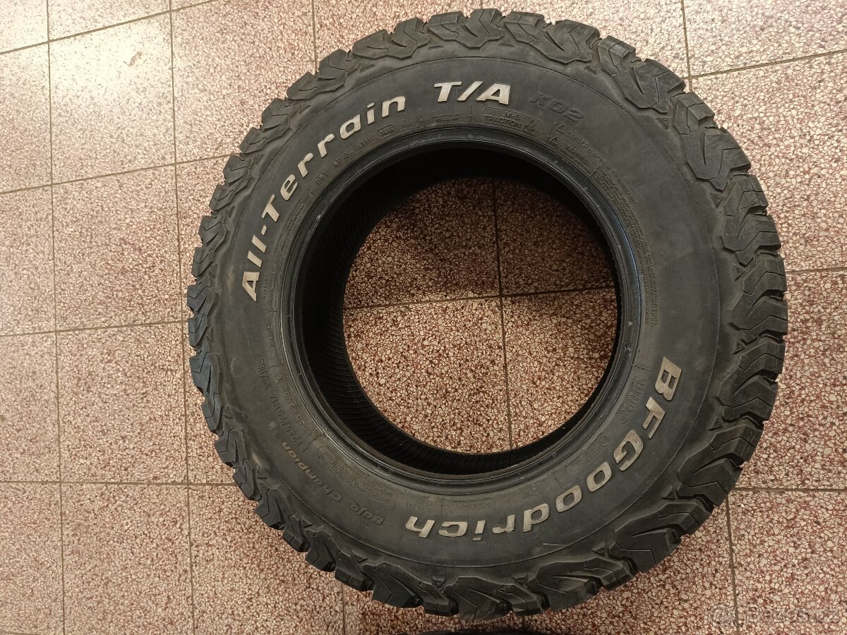 Pneu 245/75R17 BfGoodrich All-terrain