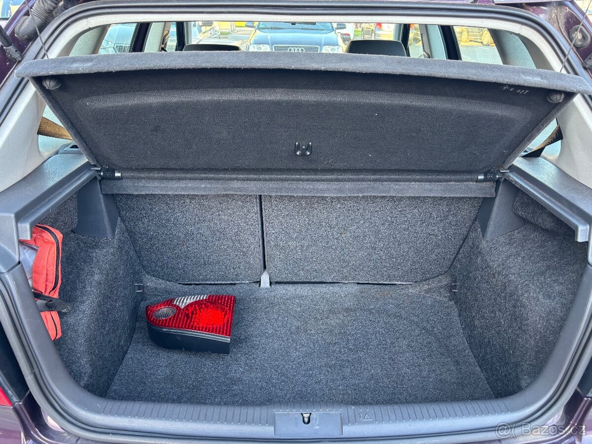 Volkswagen Polo 1.2 benzín, r. 2003 – STK do 2027 - 4