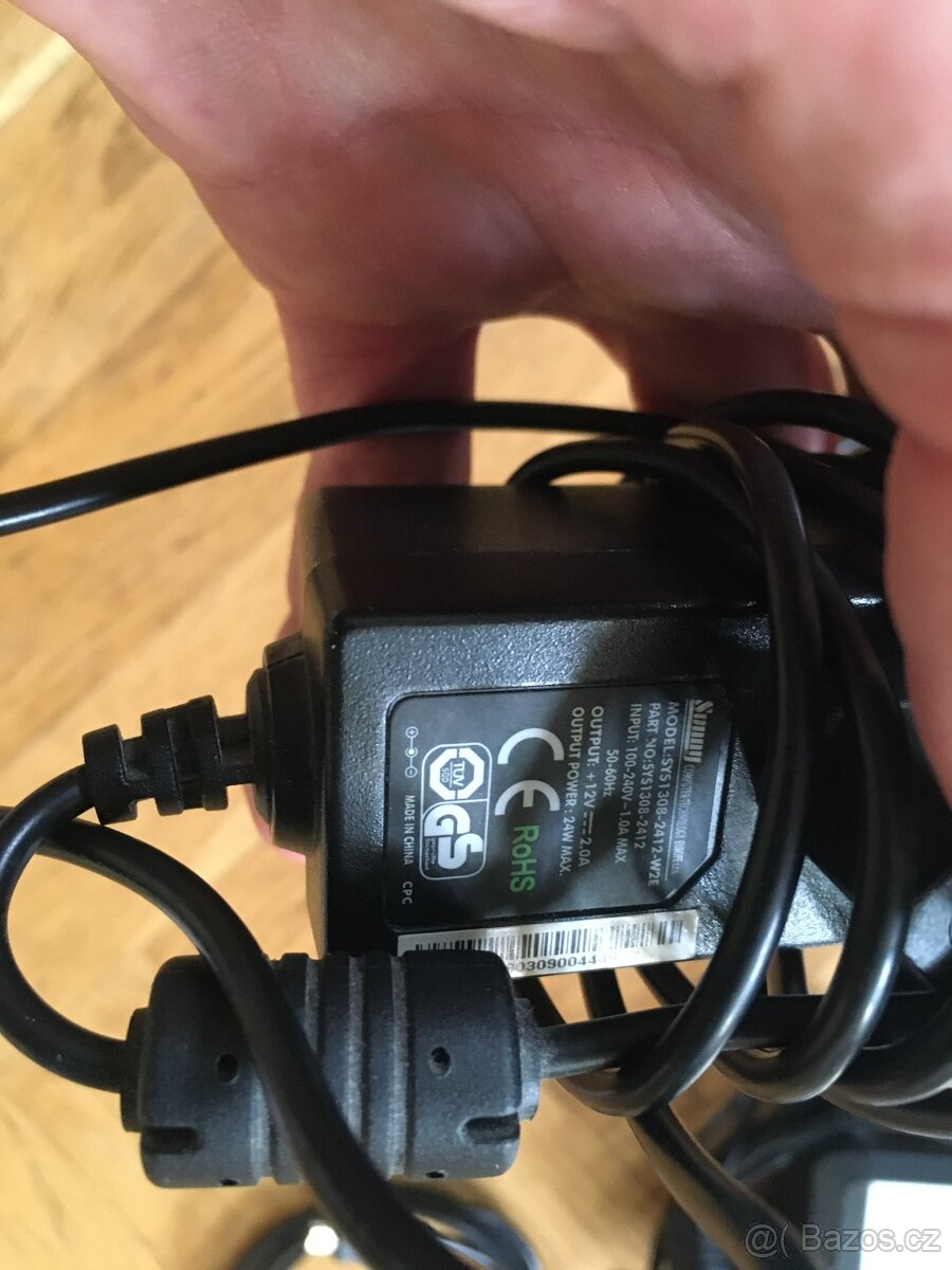 Extrení disk WD 500 GB + druhý na díly + příslušenství - 4