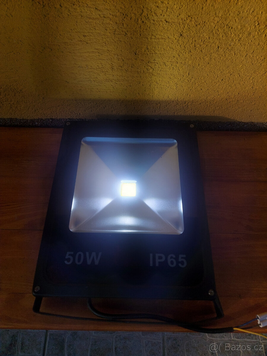 LED svítidlo 50W - 4