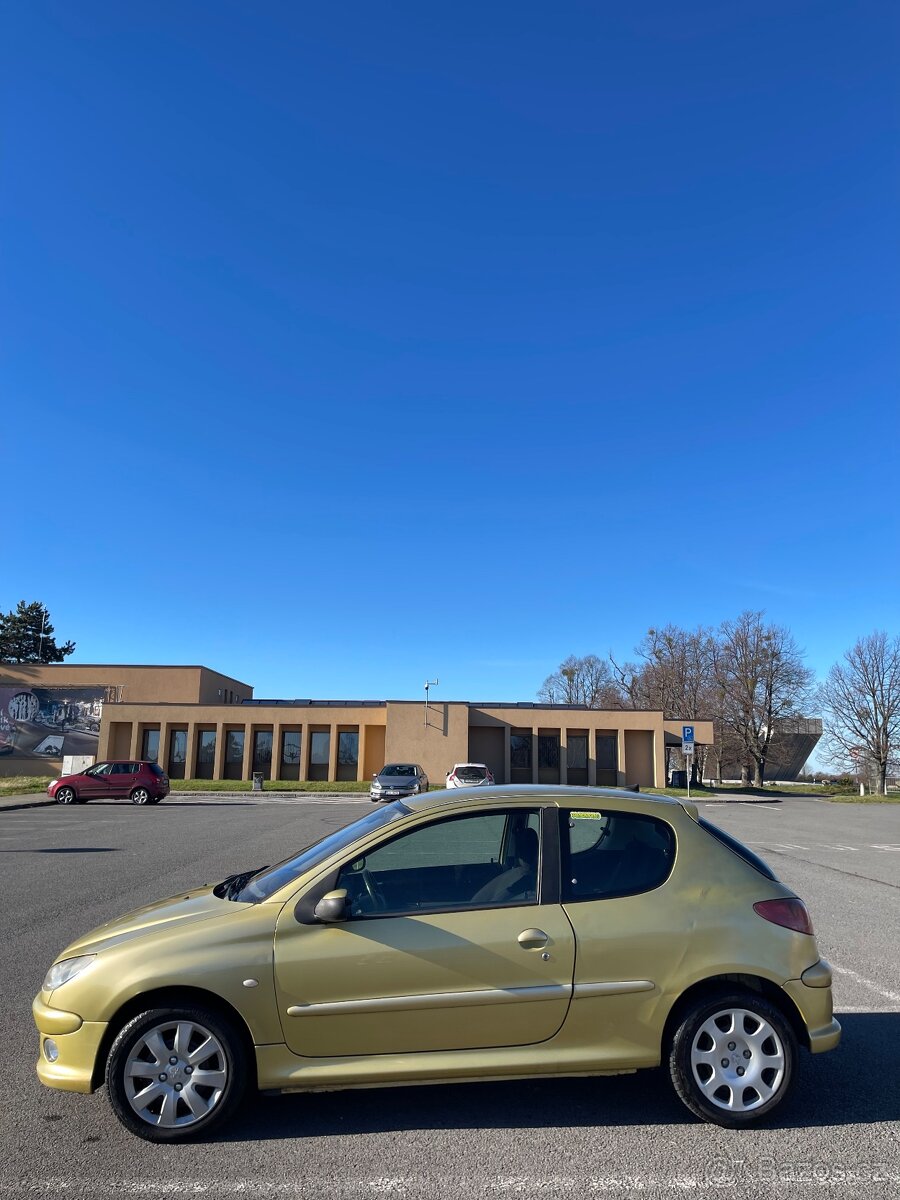 Peugeot 206 - 1.6 hdi (9HZ) 2004 - 4