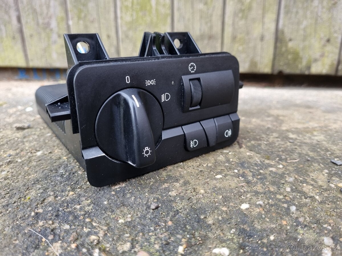 BMW E46 díly - rezerva, ovládání světel, manuály - 4