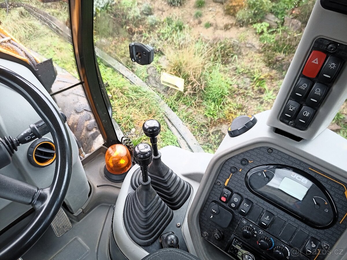 Prodám JCB 3cx Compact – traktor bagr, DPH se již neplatí - 4