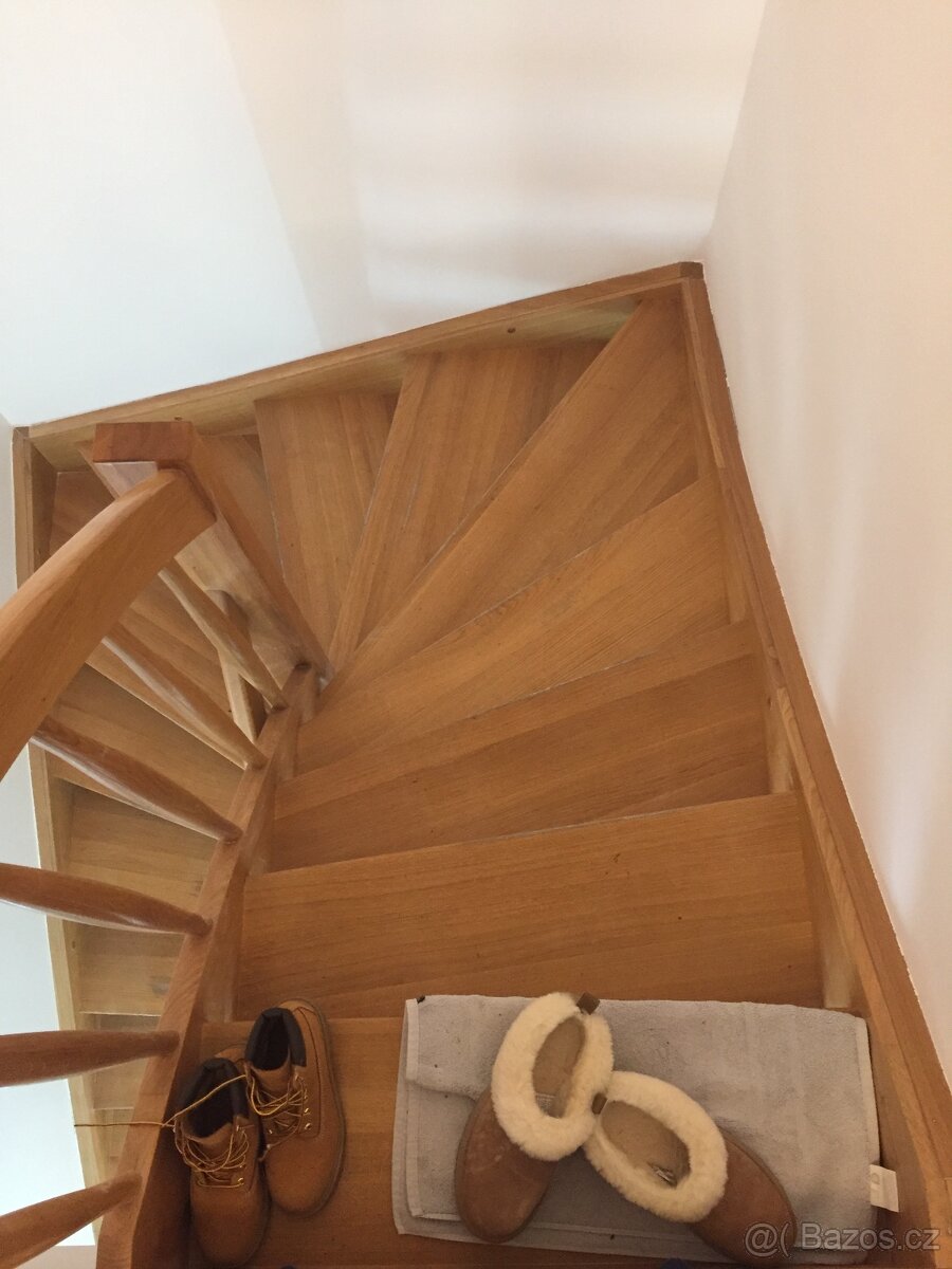 Dřevěné dubové schody - 4