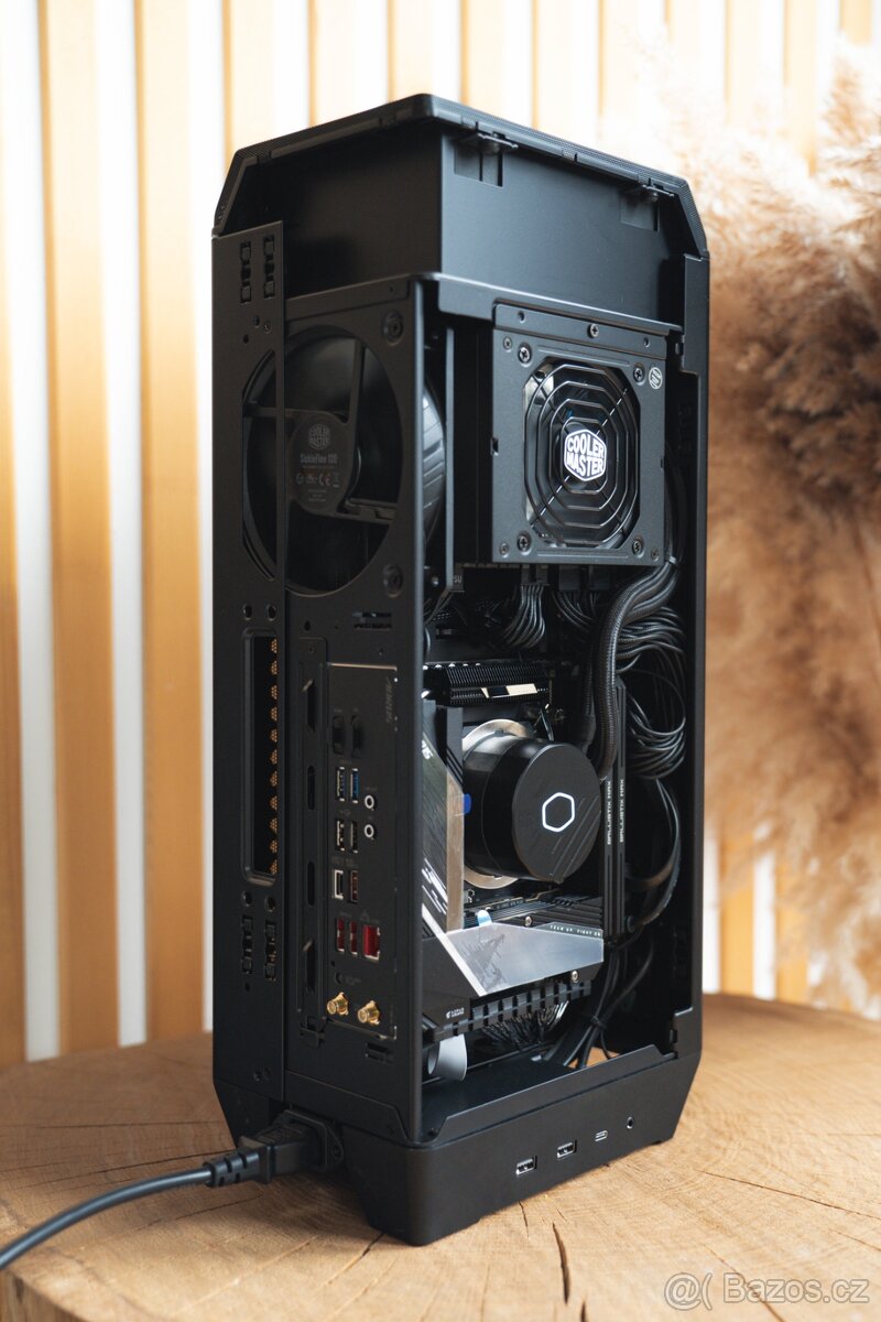 NOVÝ HERNÍ PC - i7-12700KF / 32GB RAM / 2TB SSD / RTX 4080S - 4