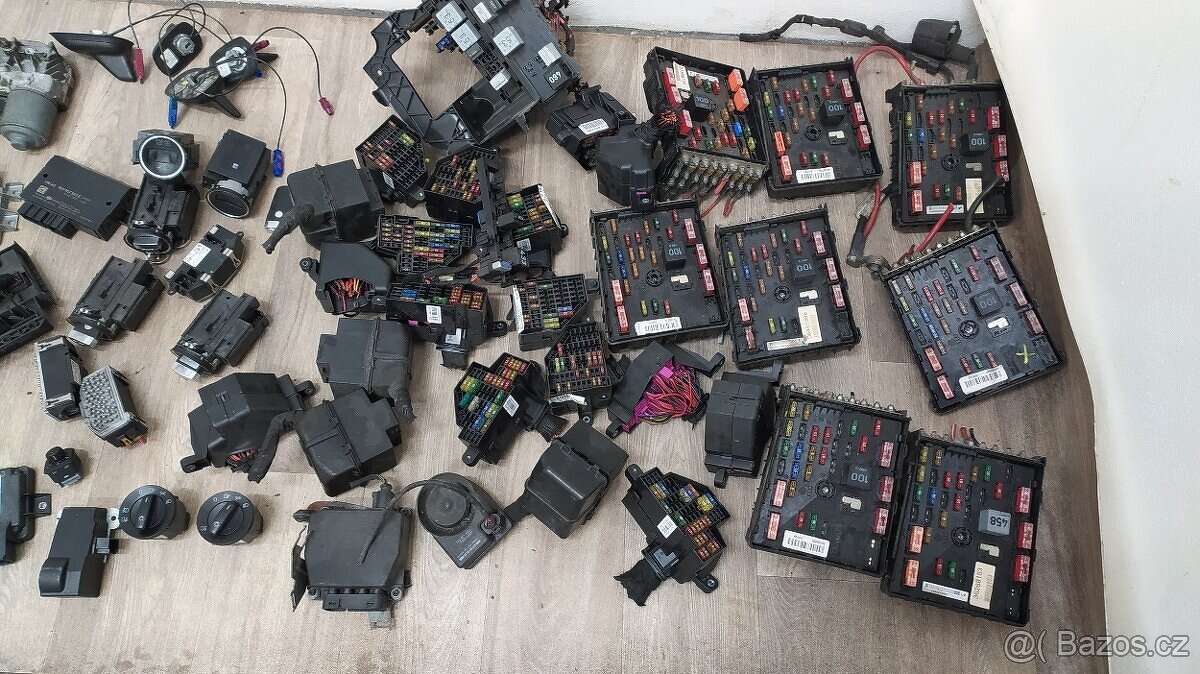 VW Passat B6 řídící jednotky - 4