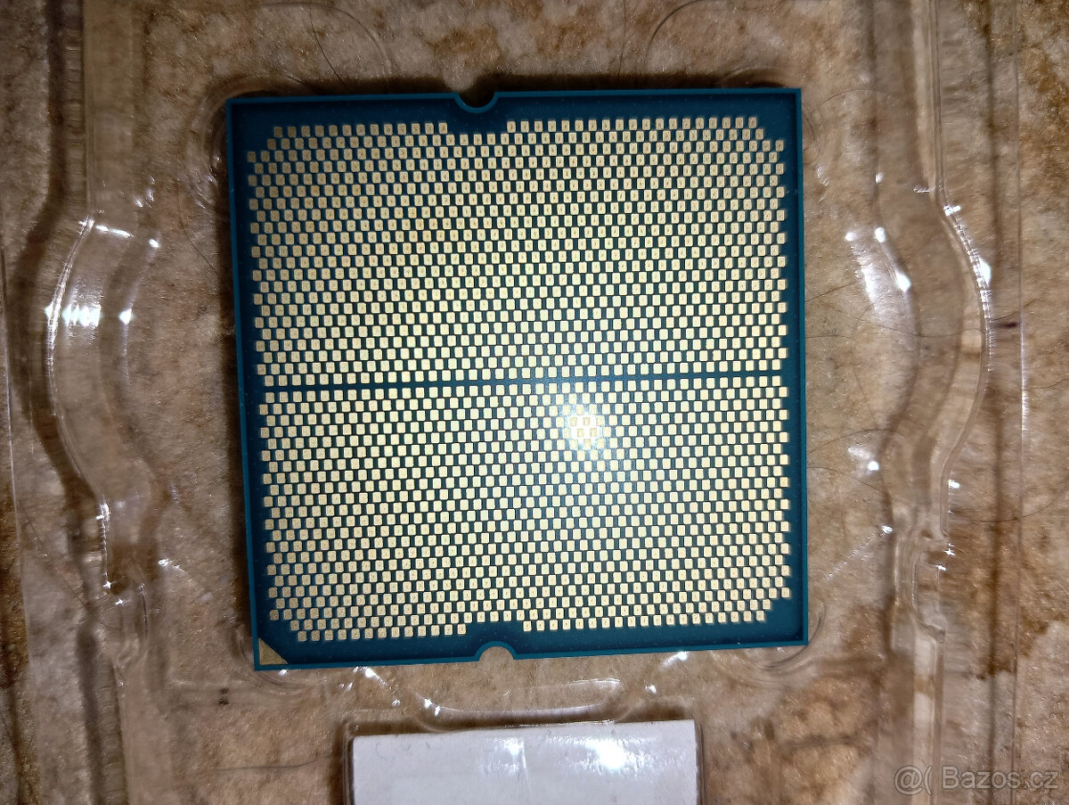 CPU AMD Ryzen 5 8600G (6C/12T), sock. AM5 - 4