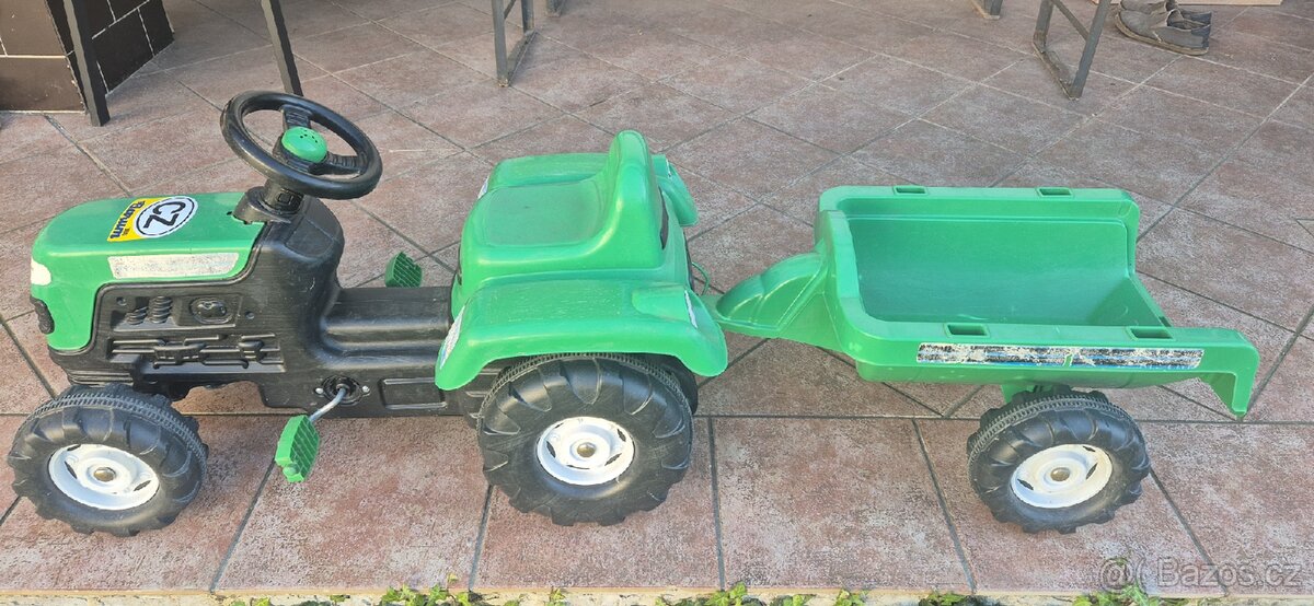 Šlapací traktor s vlekem - 4