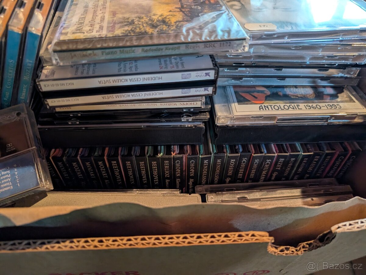 Poklady z půdy CD knihy kulečník šicí stroj hudební nástroje - 4