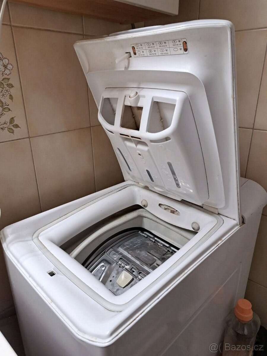 pračka Candy, 1300 ot. - 4