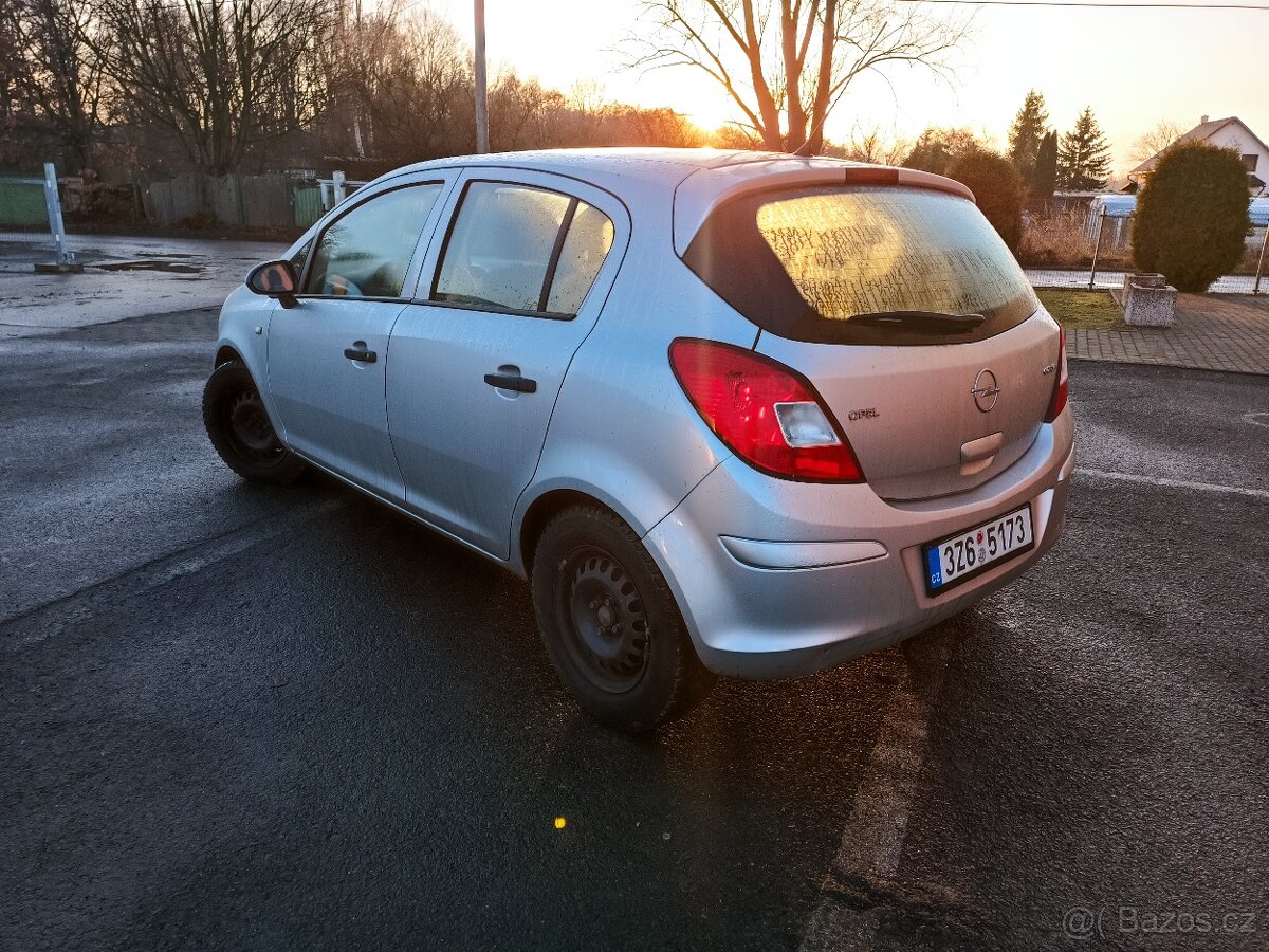 Opel Corsa 1.0 2008 KLIMA - 4