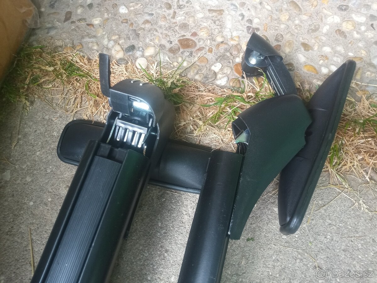 Univerzální střešní nosič - 4